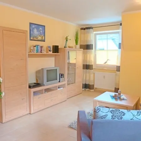 Strandburg, Fw 6 Apartman